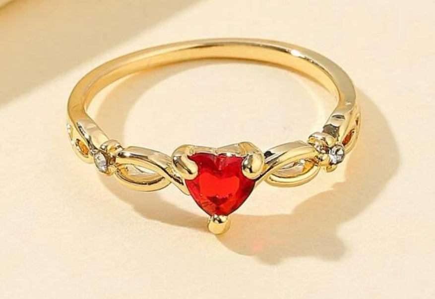 Minimalist Heart Ring