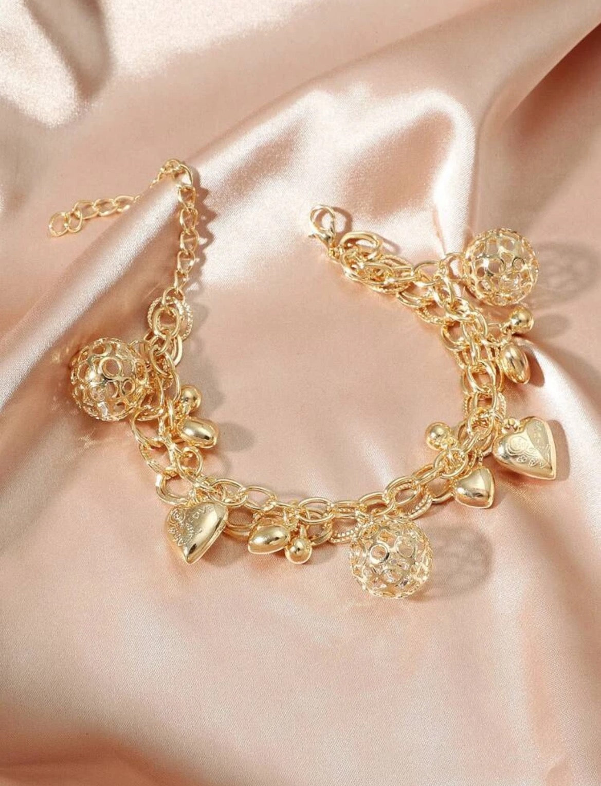 Heart charm bracelet
